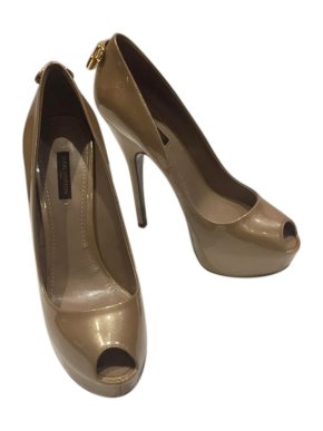 Louis Vuitton Monogram Vernis Peep Toe Pumps