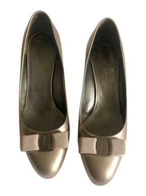 Salvatore Ferragamo Gold Vara Bow Low Heel Pumps