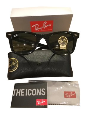 Ray Ban Black Classic Wayfarer Sunglasses