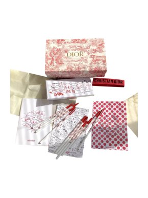 Dior VIP Gift Set of Notebooks & Pencils