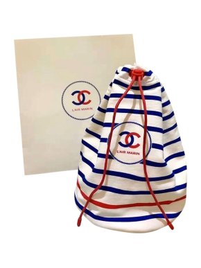 CHANEL L'air Marin Make-Up VIP Gift Pouch