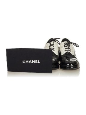 Chanel Bicolour Patent Lace-Up Derby Shoes