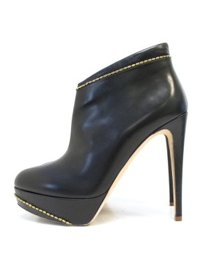 Rupert Saunderson black boots