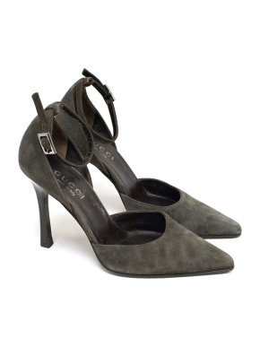 Gucci Grey Suede Pointed Toe Pumps