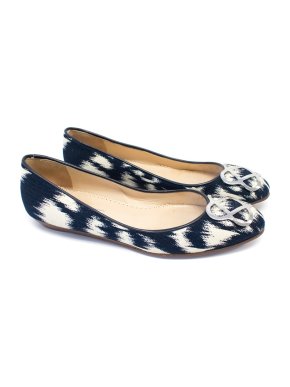 Oscar de la Renta Navy Blue and White Flats