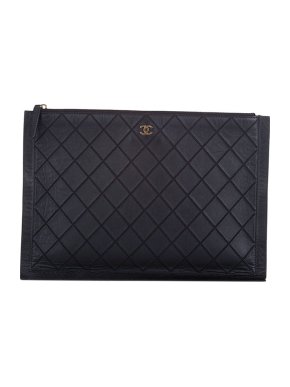Chanel black diamond quilted leather O Case bag