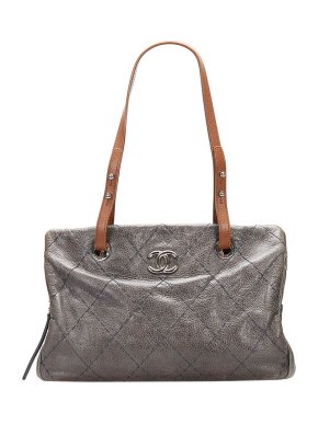 Chanel Glazed Calfskin On The Road Zip Tote
