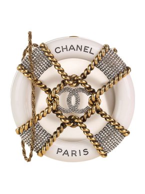 Chanel Pre-Fall 2018 Paris-Hamburg CC Rescue Wheel Minaudière