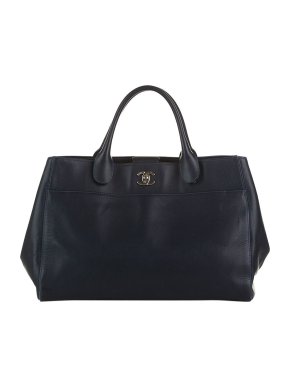 Chanel Medium Executive Cerf Tote