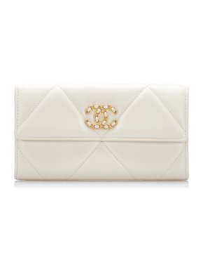 Chanel 19 Flap Quilted Continental Wallet