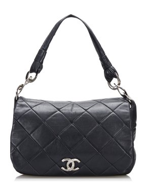 Chanel Vintage CC Quilted Flap Shoulder Bag