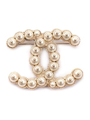 Chanel CC Pearl Brooch