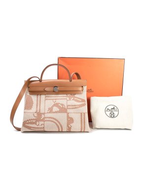 Hermes Brides de Gala Toile and Vache Hunter Leather Herbag Zip 31 PHW