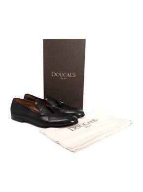Doucal's Black Leather Max Flexi Tassel Loafers