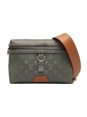 Louis Vuitton Grey Monogram Titanium Messenger Bag