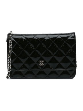 Chanel CC Patent Wallet on Chain
