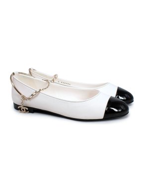 Chanel White Leather Ballerina Flats with Gold Ankle Chain