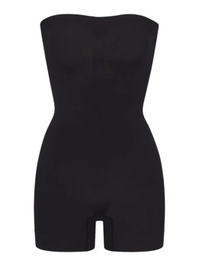 SKIMS Seamless Sculpt Shortie Strapless Bodysuit in Onyx