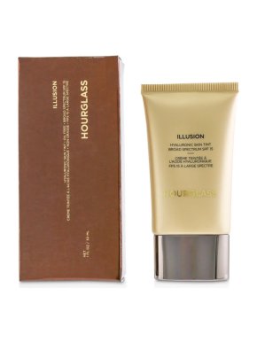 Hourglass Illusion Hyaluronic Skin Tint In Light Beige