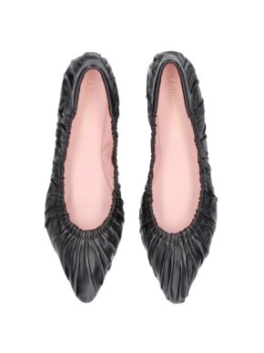 Pretty Ballerinas Tyra Black Pointed Flats