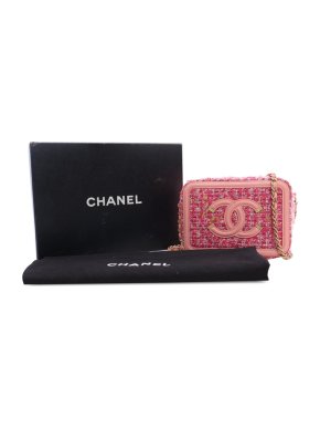 Chanel Pink Tweed CC Filigree Vanity Clutch with Chain