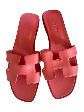 Hermes Rose Petale Oran Sandals