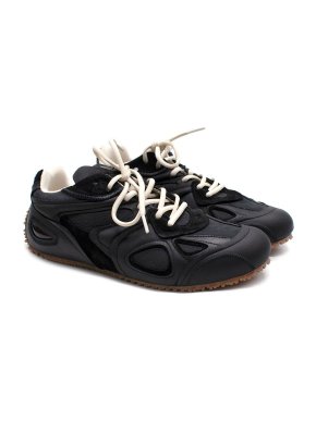 Axel Arigato Black Trainers 1