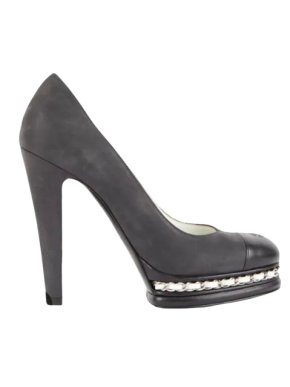 Chanel Black Leather Chain Detail Pumps 1