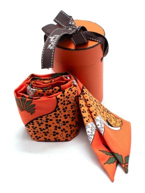 Hermes Hermès Paris Silk Twilly / Scarf – Jungle Leopard Print (Orange)