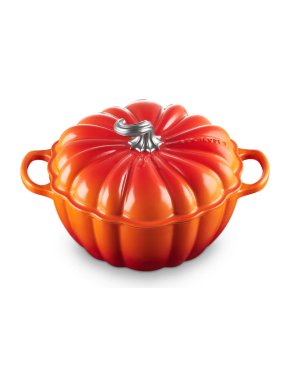 Le Creuset Cast Iron Pumpkin Casserole Dish (24cm) 1