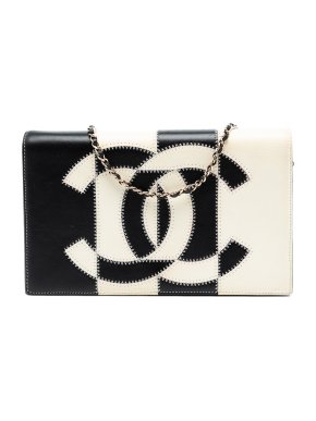 Chanel  Lambskin CC Clutch With Chain 1