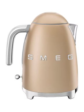 Smeg 50s Style Matte Champagne Kettle 1