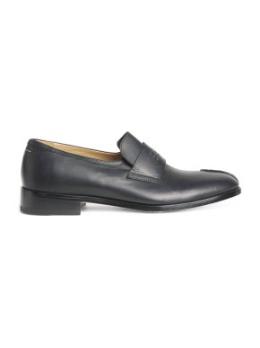 MM6 Maison Margiela Leather Debossed Logo Loafers 1
