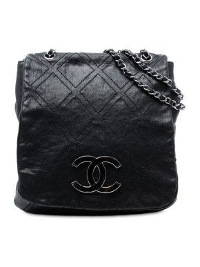 Chanel Black Large Calfskin Diamond Stitch Crossbody