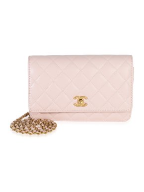 ChanelQuilted Lambskin CC Pearl Crush Wallet On Chain