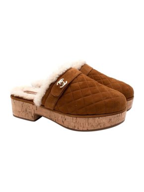 Chanel Suede Shearling Lined Tan Quilted Clogs