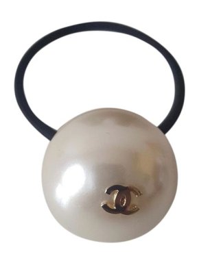Chanel Faux pearl CC hair bobble