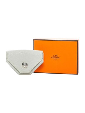 Hermes White Chevre le Vin Quatre coin purse