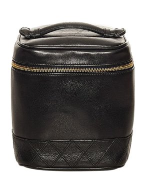 Chanel Black lambskin leather quilted vanity bag