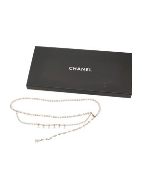 Chanel Faux-pearl CC belt 110