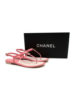 Chanel Pink Patent CC Thong Sandals