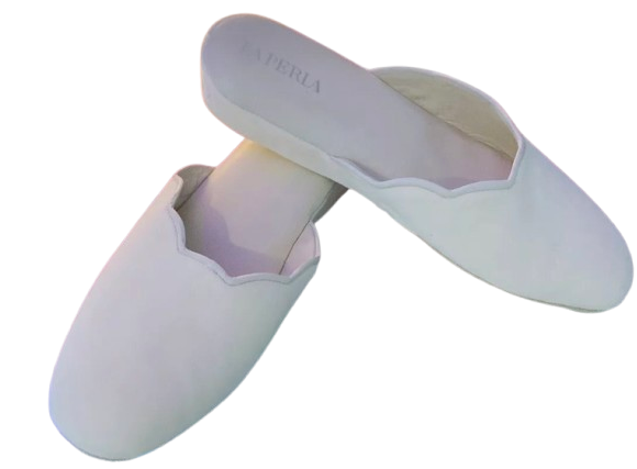 La Perla Ivory Scalloped Bedroom Slippers