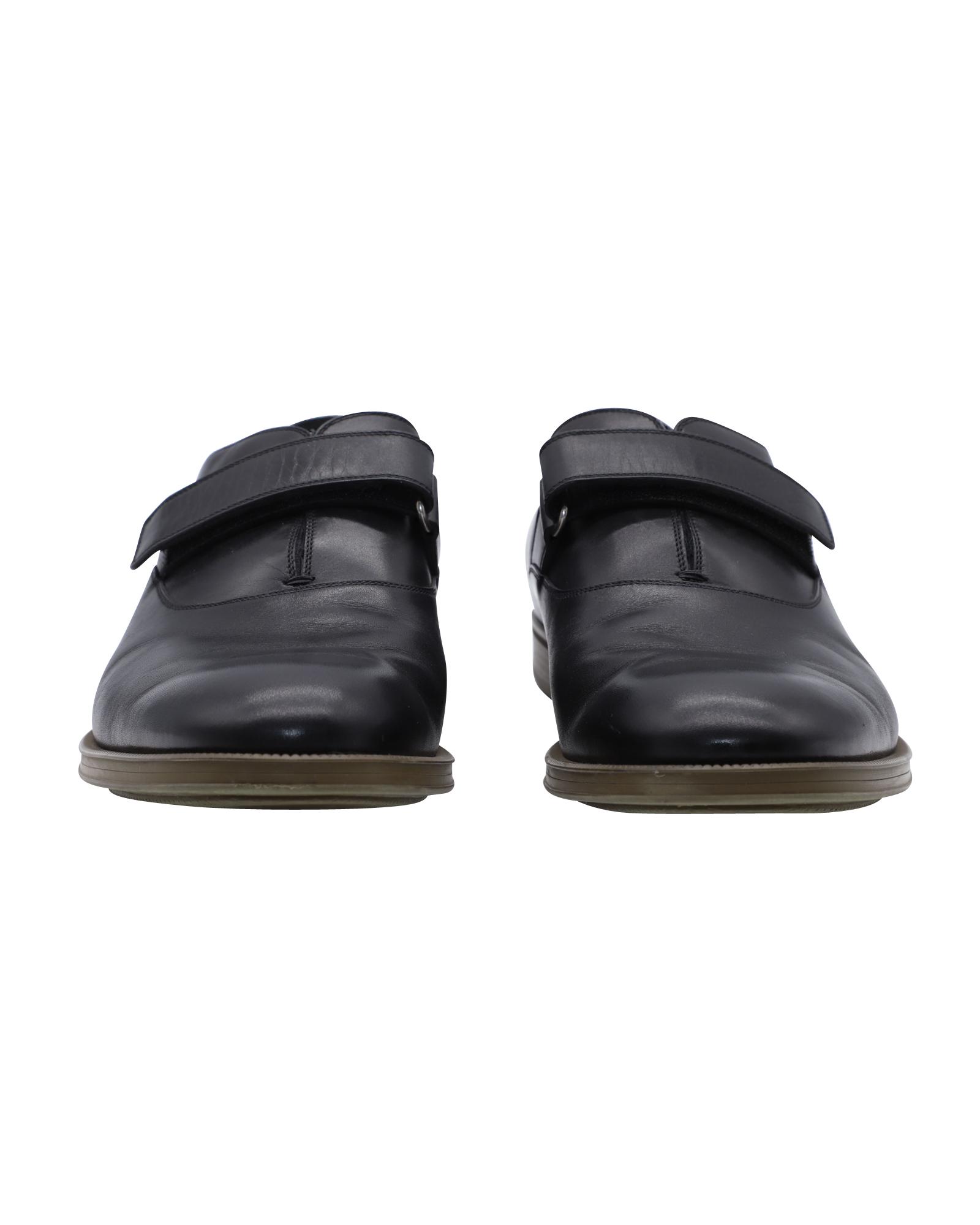 Gucci Black leather velcro strap loafers Hewi