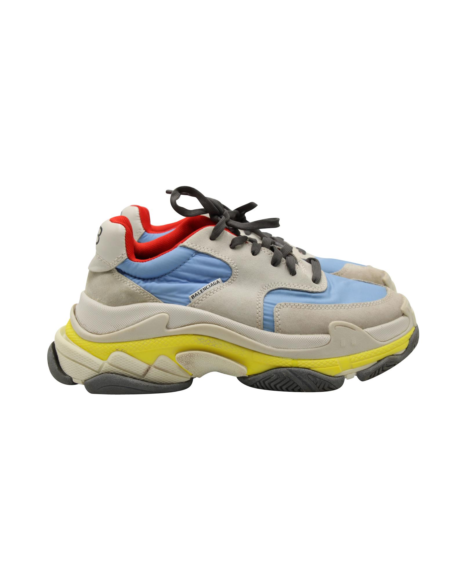 balenciaga suede red