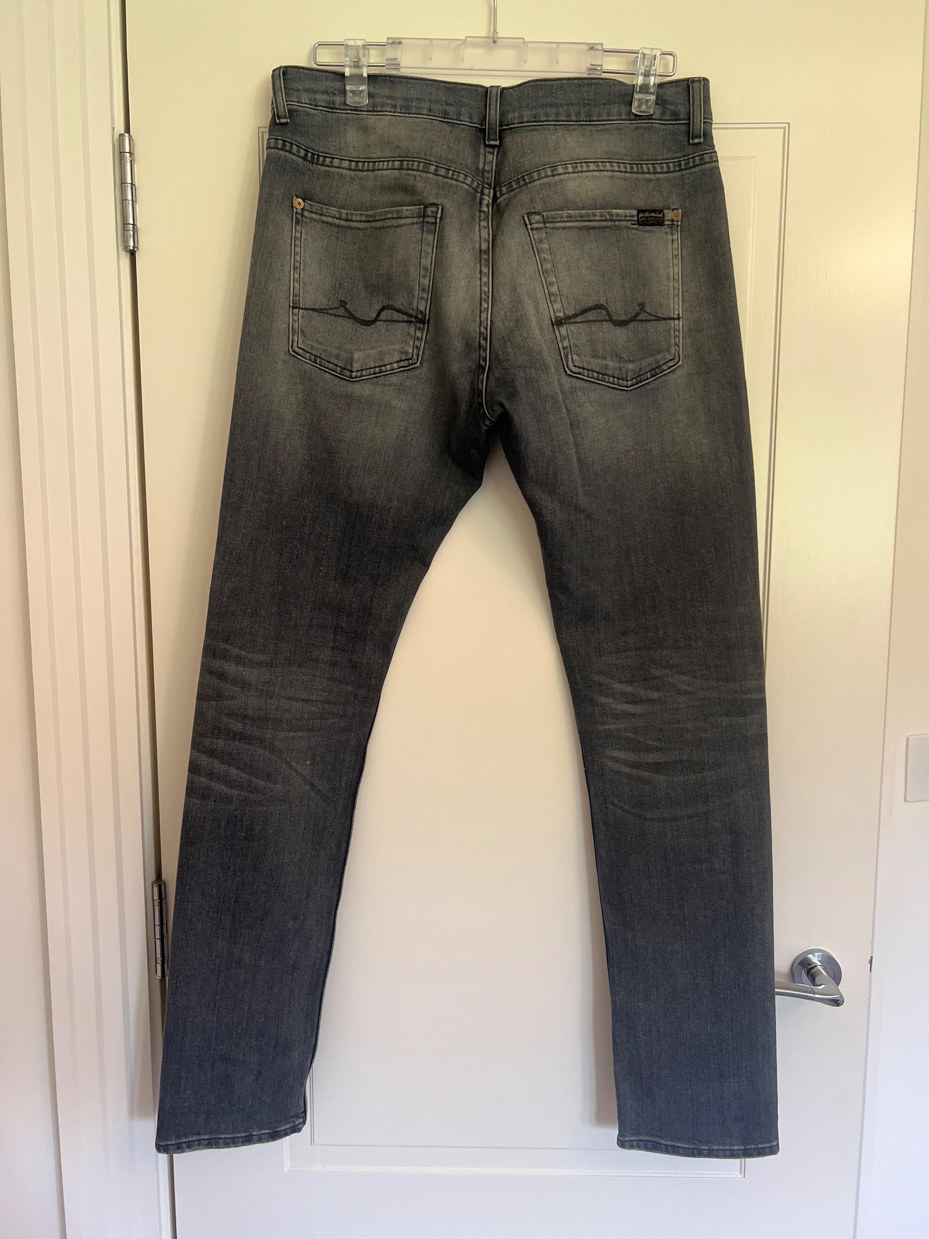 7 For All Mankind Classic Grey Wash Jeans 32 Hardly Ever Worn It